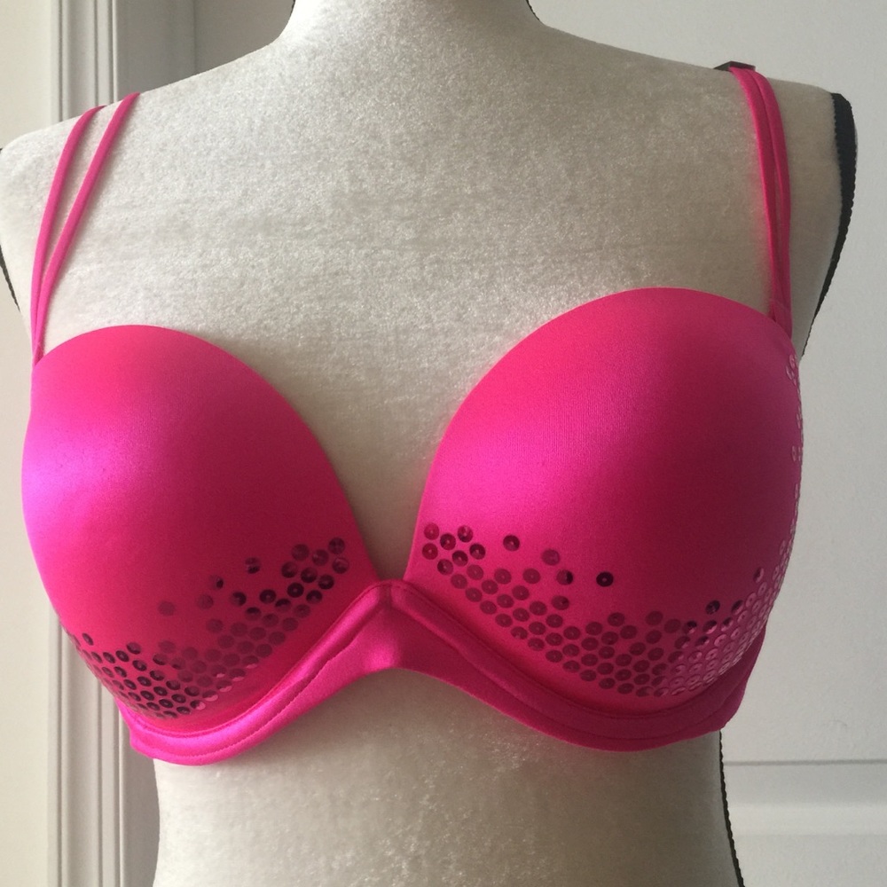 VS strapless bras with extra pair of clear straps